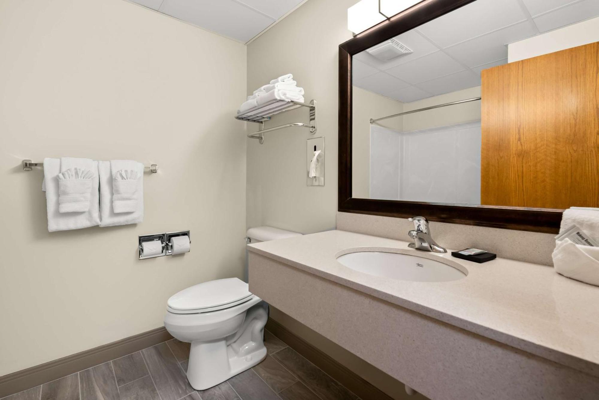 Best Western Inn Rice Lake Zewnętrze zdjęcie